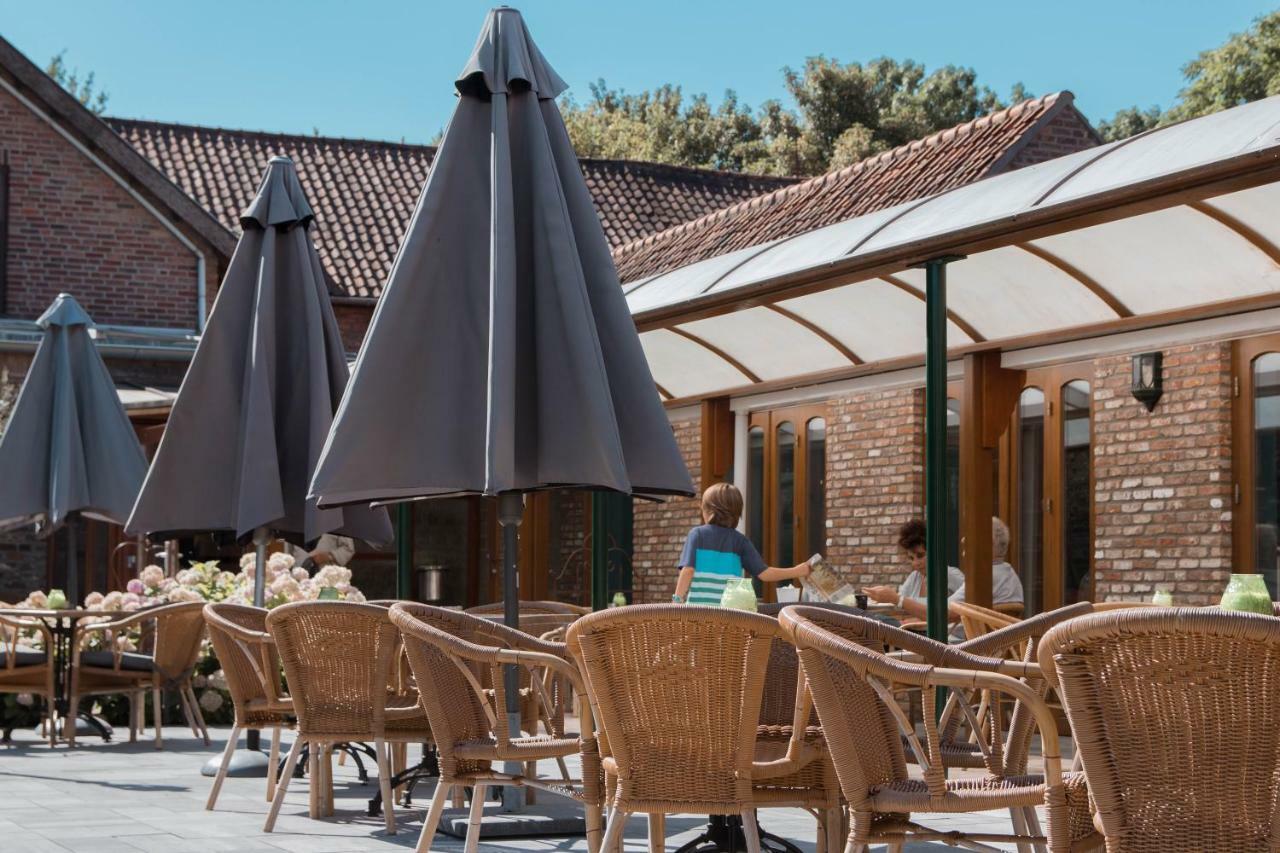 Hotel Restaurant De Roosterhoeve Roosteren Exterior photo